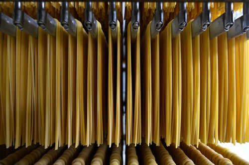 Produzione pasta Terra Antica